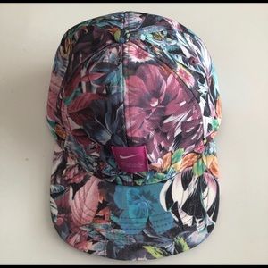 Nike Dri-fit women’s floral baseball cap.